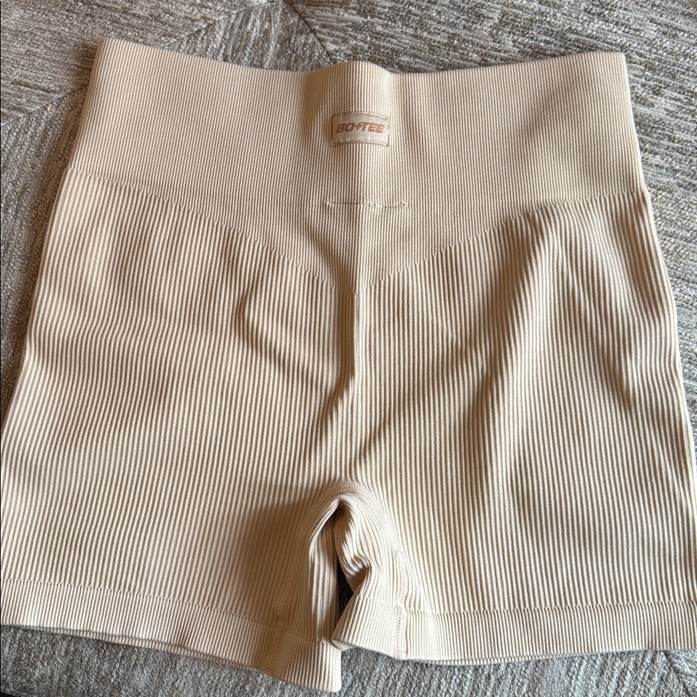 Bo+Tee light yellow Ribbed Women Shorts